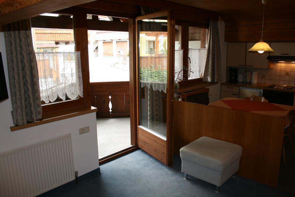 Bed and Breakfast Haus Oberland St. Anton am Arlberg Zimmer foto