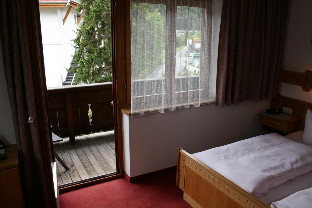Bed and Breakfast Haus Oberland St. Anton am Arlberg Exterior foto