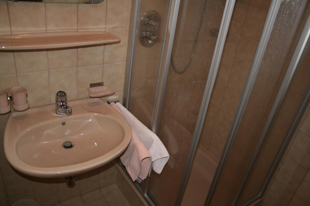 Bed and Breakfast Haus Oberland St. Anton am Arlberg Exterior foto